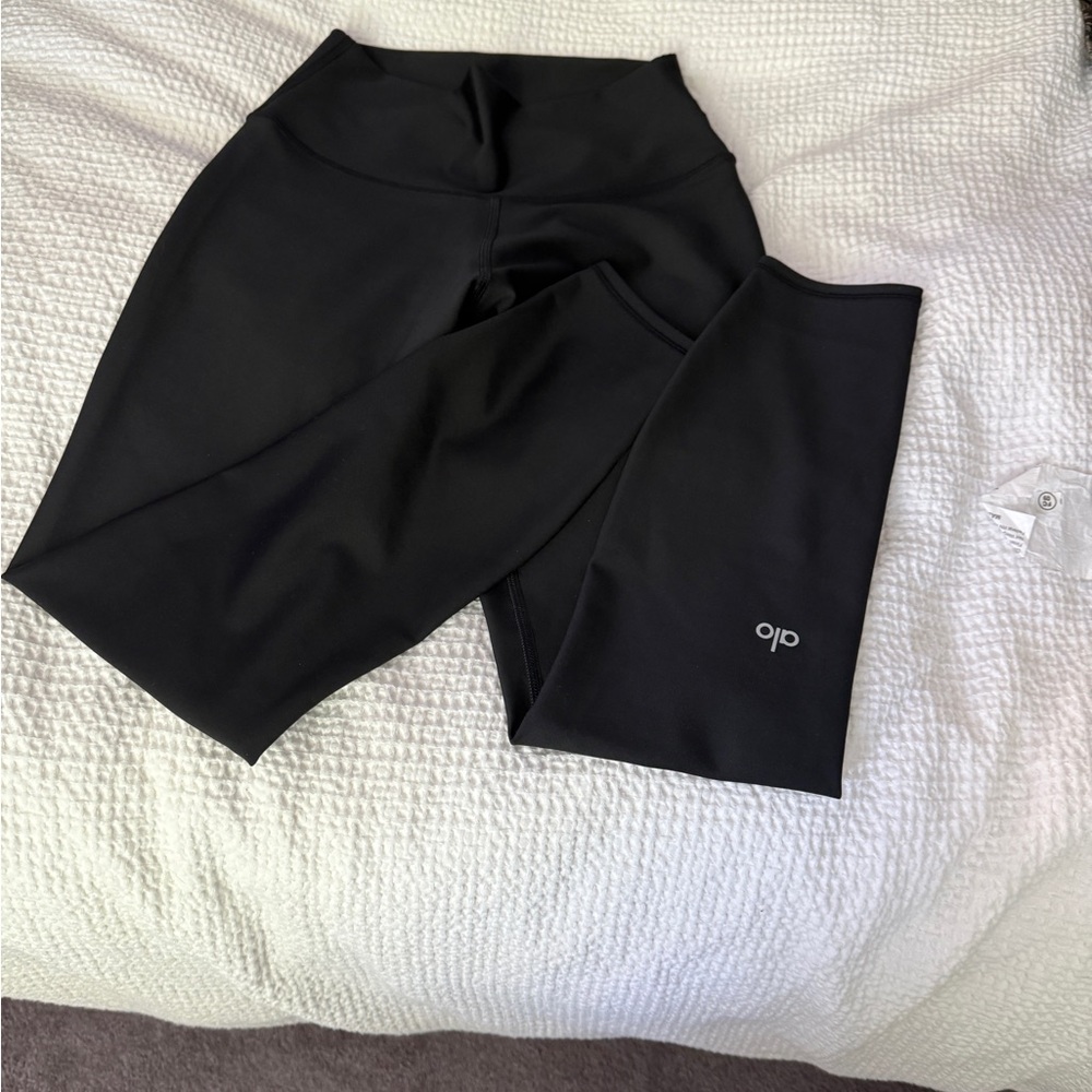 Alo Black 7/8” high waist Airlift legging